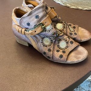 EUC A.S. 98 shoe sandals open toe